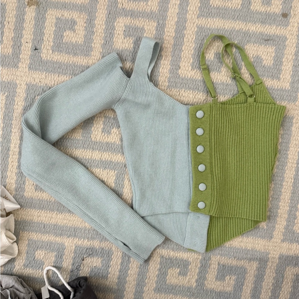 Two-Tone Knit Sweater Danielle Guizio crop xs